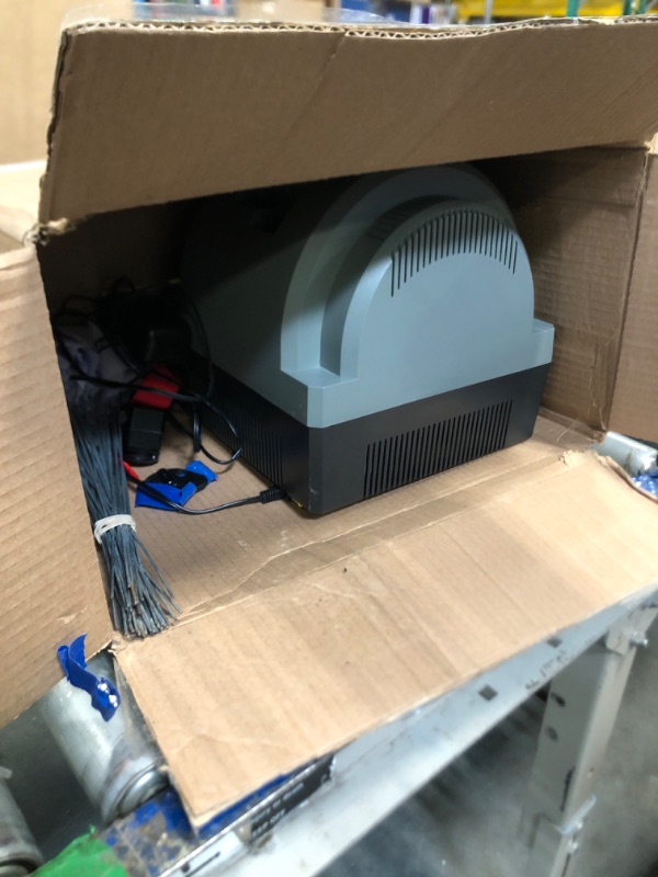 Photo 1 of **MISSING PARTS**
PetSafe Wireless Pet Containment System - Original Wireless Electric Fence for Dogs - Covers Up to 1/2 Acre - for Pets 8lb+