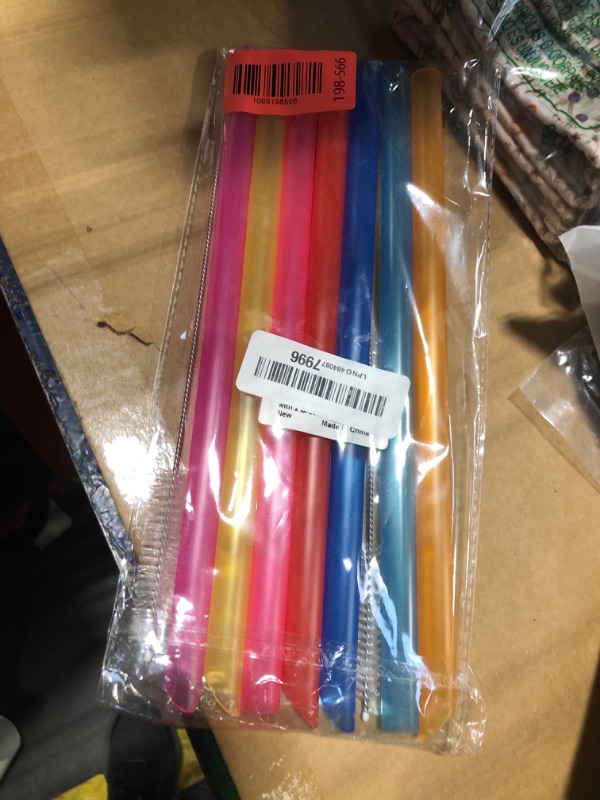 Photo 1 of [Angled Tips] 8 Pcs Reusable Boba Straws & Smoothie Straws - Multi Colors Jumbo Wide Reusable Straw, BPA FREE Food-Grade Plastic Straw for Bubble Tea(Tapioca, Boba Pearls), Milkshakes with 2 Brushes