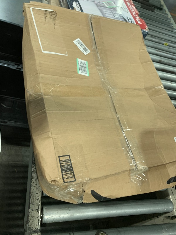 Photo 1 of ** VERY USED *** *GENIMO 8x10 Area Rugs for Living Room, Machine Washable Non Slip Vintage Rugs, Low Pile Lightweight Chenille Print Rug for Bedroom, Dining Room, Home Office, Antique Red