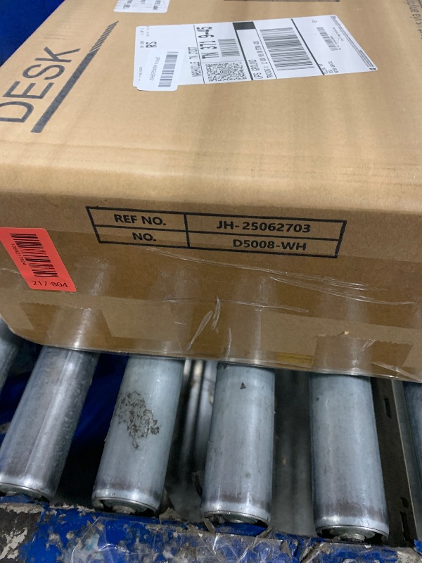 Photo 1 of ****MISSING PARTS FOR THIS PRODUCT****HIGDBFE Small Makeup Vanity Desk