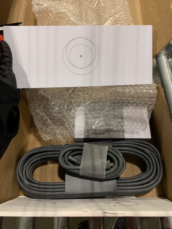 Photo 1 of [OEM] Mesh Router for Starlink Gen 3 with WiFi 6 – Compatible with Gen 2 Rectangular & Gen 3 Flat Dishes – Dual-Band, Seamless Coverage, White (UTR-32)