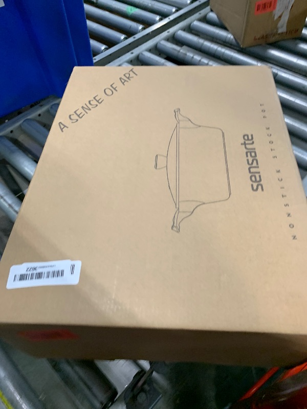 Photo 1 of *MINOR DAMAGE - USED*
SENSARTE Nonstick Stock Pot with Lid, 2.6/4.5/6.6/8.5 QT Soup Pot Casserole Pot, Healthy Pasta Pot, Large Deep Cooking Pot, Big Sauce Pot Stew Pot, Induction Compatible, PFOA PFOS APEO Free, Black