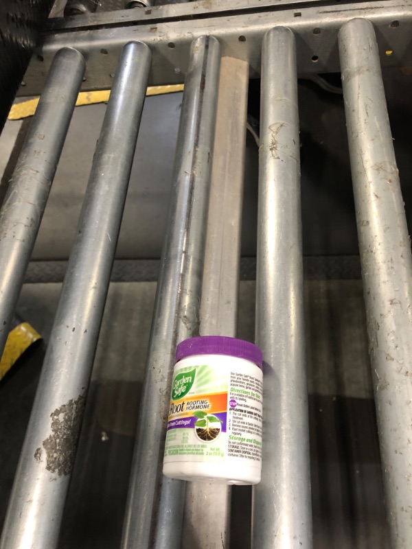 Photo 1 of **MISSING ONE**
Garden Safe Brand TakeRoot Rooting Hormone, 2 Count, Powder Helps Grow New Plants from Cuttings Including Most Home, Garden and Greenhouse Varieties, 2 Pack