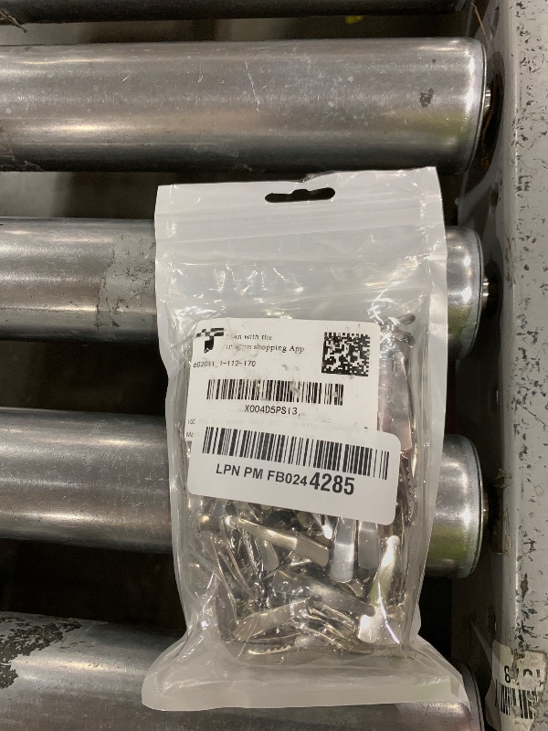 Photo 1 of 100 Pcs Alligator Hair Clips, Silver Metal Alligator Hair Pins Silver Hair Clips Small Crocodile Clips Flat Hair Bow Clips for Hair Accessories Crafts Accessory DIY Supplies