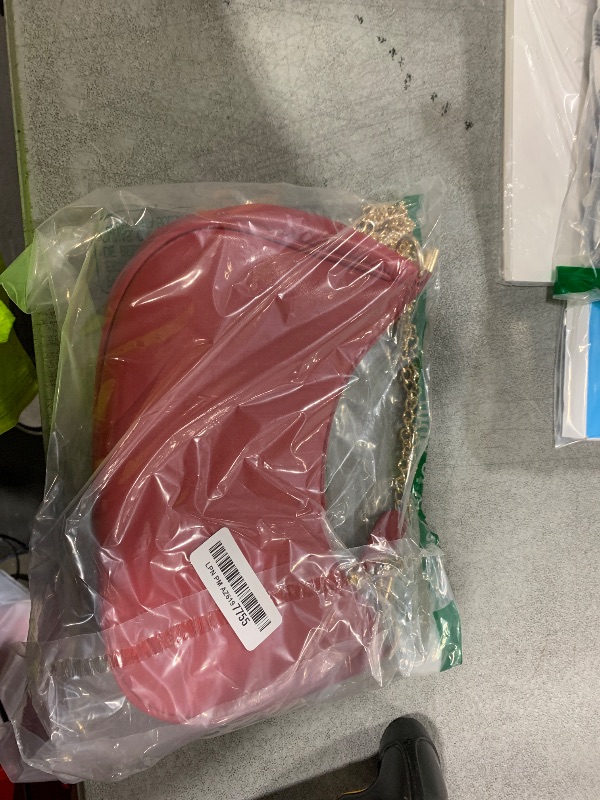 Photo 1 of ****STOCK PHOTO SIMILAR TO ITEM****
KKXIU Shoulder Bag for Women Cute Hobo and Tote Handbags Retro Clutch Underarm Purse with 2 Removable Straps (Red)