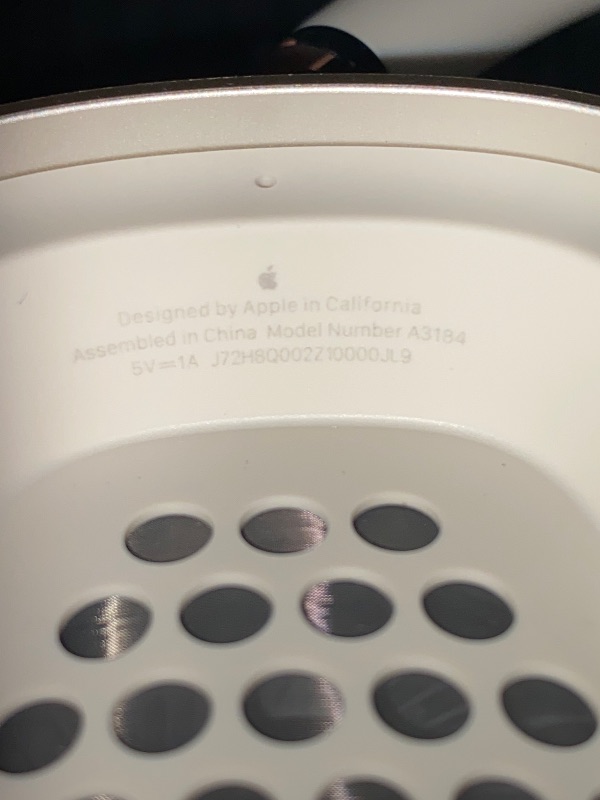 Photo 1 of Apple AirPods Max Wireless Over-Ear Headphones, Pro-Level Active Noise Cancellation, Transparency Mode, Personalized Spatial Audio, USB-C Charging, Bluetooth Headphones for iPhone - Starlight