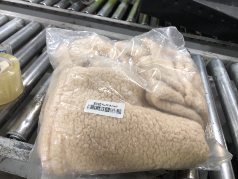 Photo 1 of 1 Pack Calming Blanket Fluffy Premium Fleece Pet Blanket Soft Sherpa Throw for Dog Puppy Cat Beige Medium (30" x20'')