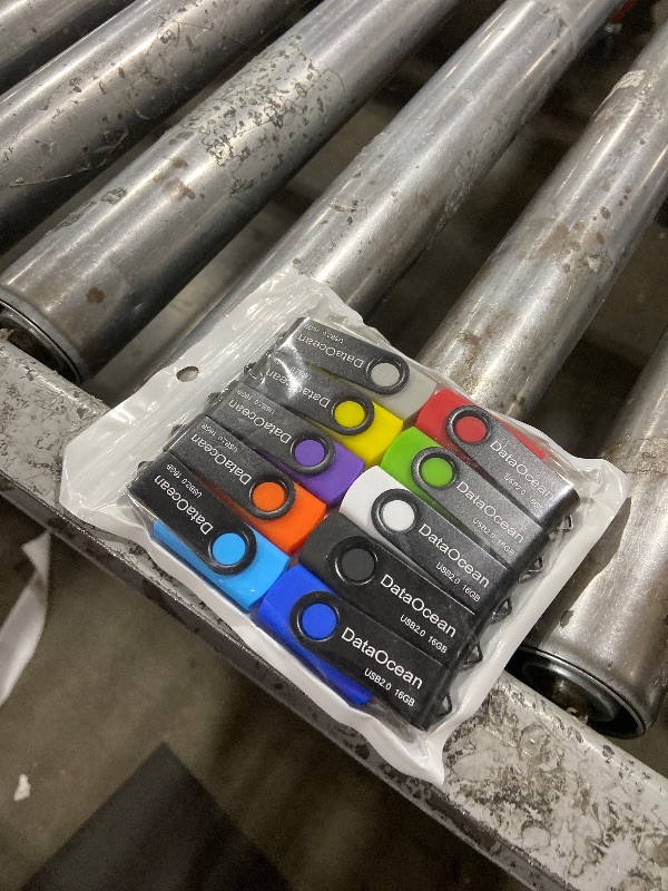 Photo 1 of 10 Pack DataOcean 16GB USB 2.0 Flash Drive Memory Stick Thumb Drives (10 Colors)