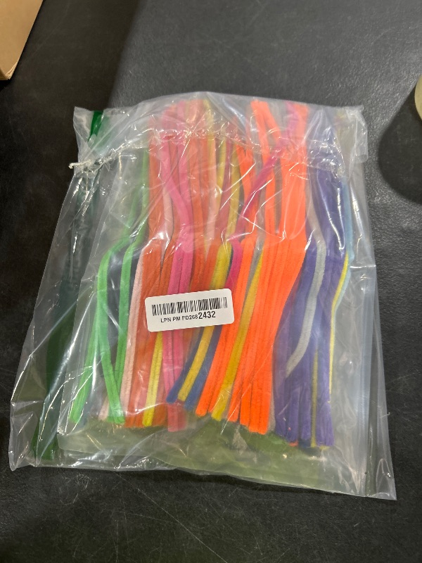 Photo 1 of (200) Cleaners Craft (Multicolored) Craft Pipe Cleaners Bulk, Chenille Stems, Pipecleaners, Chenille