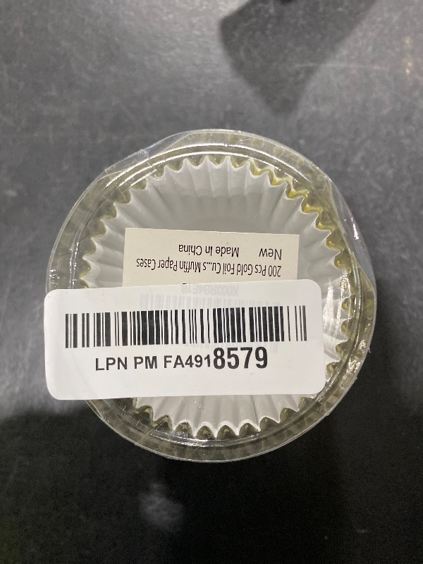 Photo 1 of 200 Pcs Gold Foil Cupcake Liners Standard Baking Cups Muffin Paper Cases