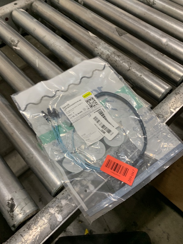 Photo 1 of 10Gtek MiniSAS HD SFF-8643 Breakout to 4xSATA Cable, for Server JBOD/Storage Tray & SAS RAID Controller Compatibility, 0.5m(1.6ft)