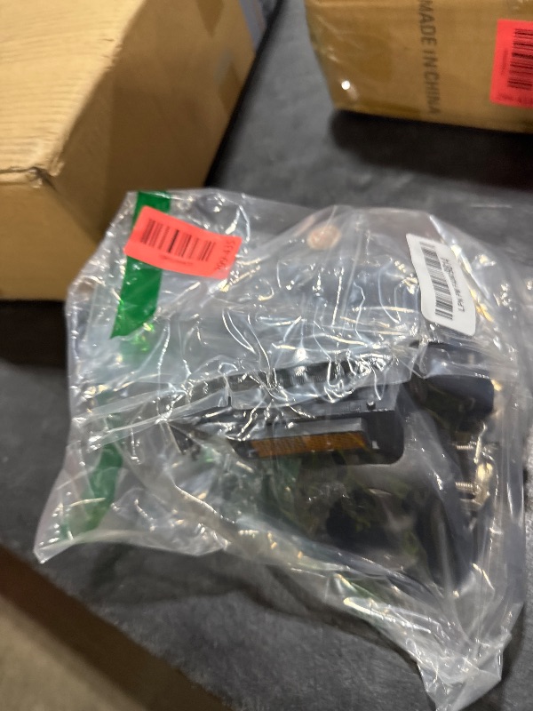 Photo 1 of 1 Pair Bike Pedals with Toe Cages for Peloton, Spin, & Outdoor Bikes - Aluminum 9/16" Replacement Parts