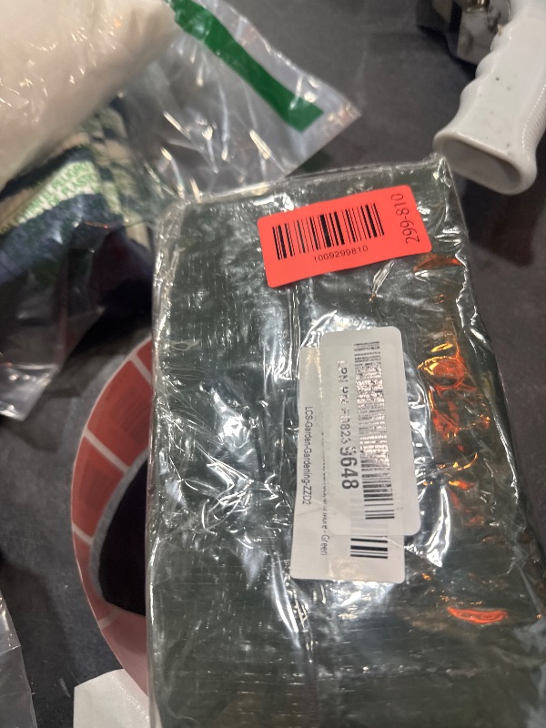 Photo 1 of 10 Gallon Grow Bags, 1 Pack with Flap and Handles, Aeration Fabric Planter Pots for Potatoes, Onions, Tomatoes, Carrots, and More - Green