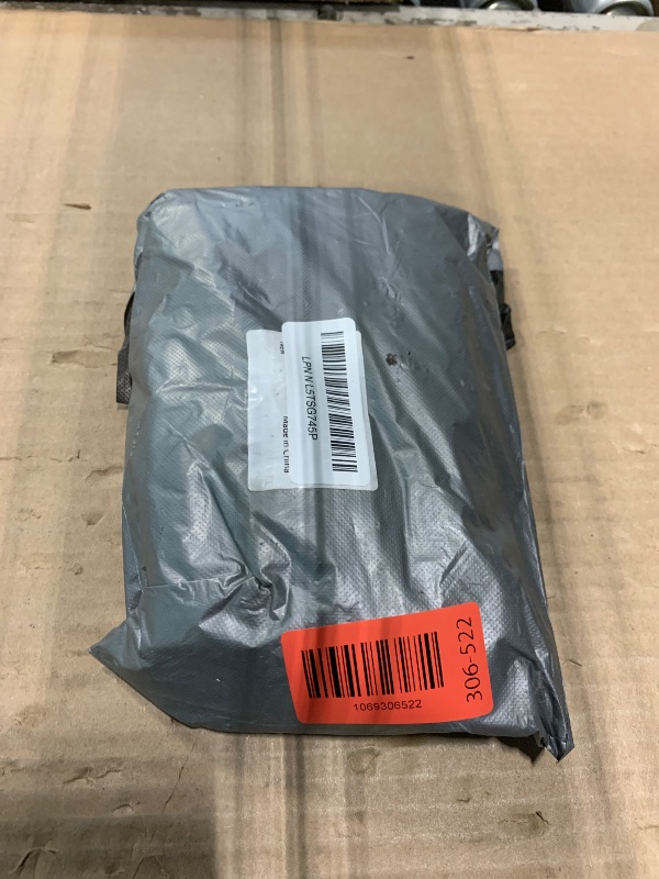 Photo 1 of *MISSING PARTS UNKNOWN*
20 Pack Self Watering Spikes for Plant,Indoor & Outdoor Automatic Plants Waterer,Plug-in Device with Adjustable Valve Switch, Self Watering Planter Insert (10 Blue+10 Green)