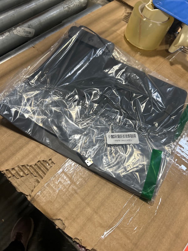 Photo 1 of *MISSING PARTS - See Clerk Notes*
Logitech G POWERPLAY 2 Wireless Charging Mouse Pad for Compatible Gaming Mice, 34.5 X 28.4 cm (13.5 x 11.2 inches), 3.5 mm Height, for PC/Mac - Black