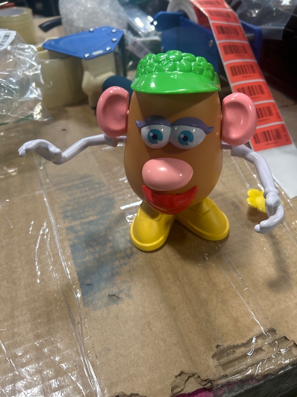 Photo 1 of *****ITEM SIMILAR****
Mss Potato Head Action Figure Toys for Kis 3+, 12 Parts and Pieces for Assemble