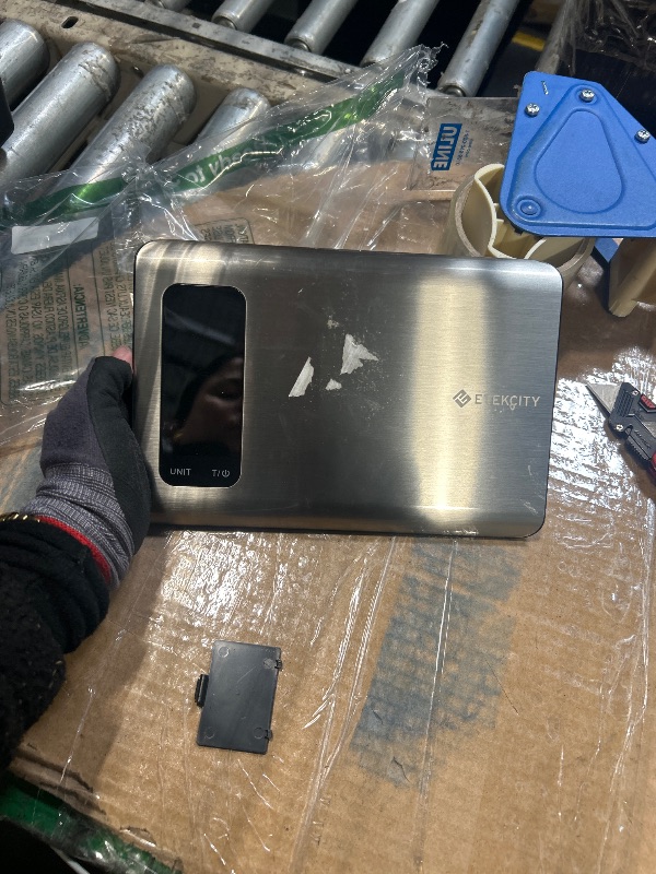 Photo 1 of ***SIMILAR ITEM****
Etekcity Smart Food Kitchen Scale with Nutritional Calculator, Free App with 19 Nutrients Tracking, Calorie, Marco, Digital grams and ounces for weight loss, Premium Stainless Steel, 11lb