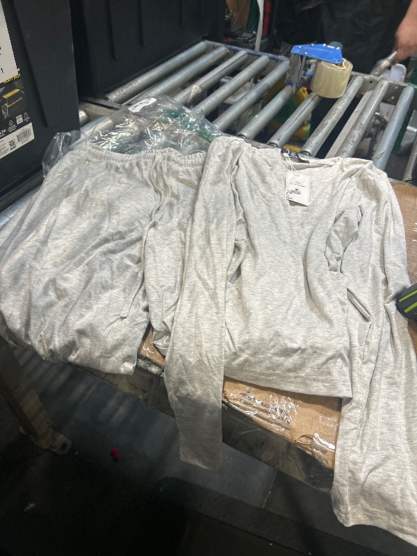 Photo 1 of ****SIMILAR ITEM****
Trendy Queen Womens Lounge Two 2 Piece Sets Comfiest Airport Outfits Travel Matching Sweatsuit Sweat Suit Fall 2025 Fashion Clothes Clothing Winter Loungewear Pajamas Cruise Old Money Oatmeal Grey XL