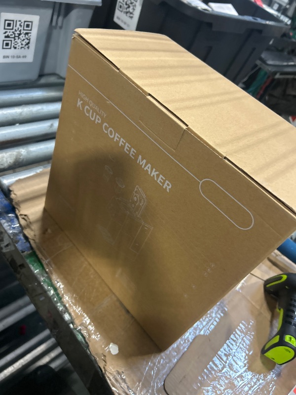 Photo 1 of **MISSING PARTS**
Coffee Maker Hot & Iced With Bold Setting,Single Serve Coffee Maker For K Cup And Grounds,52 Oz Removable Water Tank,6-14 Oz Brew Sizes,One Cup Kcup Coffee Machine With Reusable Filter,(Black)