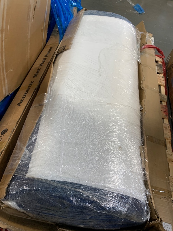 Photo 1 of ***USED***PurrJoys 12 Inch Firm Queen Mattress,Queen Size MattressCooling Memory Foam with Washable Zipper Cover, Pressure Relief & Firm Support, Easy Setup