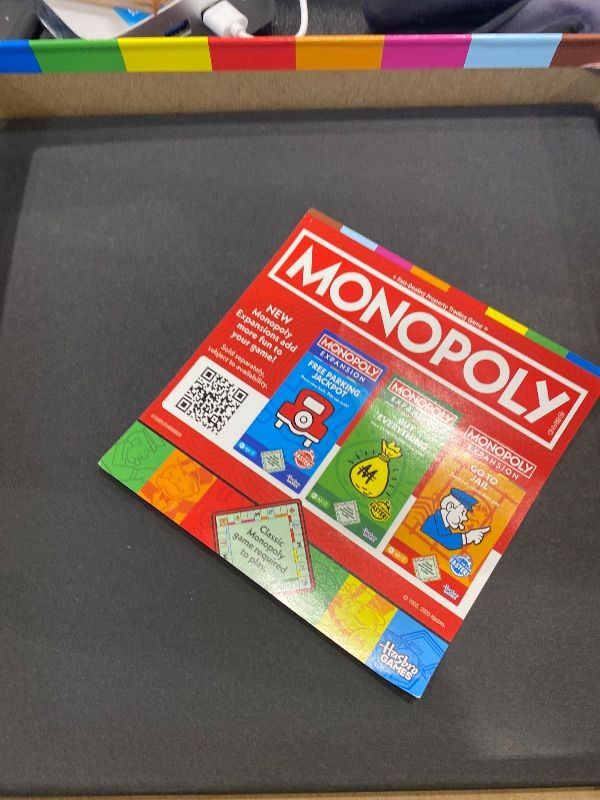 Photo 1 of *USED*
Monopoly Board Game | Classic Game with Storage Tray and Larger Tokens | Ages 8+ | 2 to 6 Players | Family Games for Kids and Adults | Kids Gifts