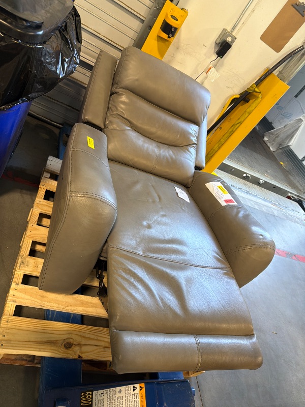 Photo 1 of ****SIMILAR ITEM***IT WOKRS FINE, JUST DIRTY*** *Signature Design by Ashley Mindanao Contemporary Leather Match Upholstered Power Recliner with Adjustable Headrest, Gray