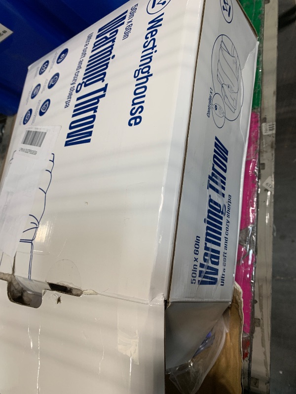 Photo 1 of *MINOR DAMAGE - USED*
Westinghouse Electric Blanket Throw Size, Soft Plush Sherpa Heated Blanket with 6 Heating Levels & 2-10 Hours Auto-Off, Machine Washable, 50x60 inches, Camel