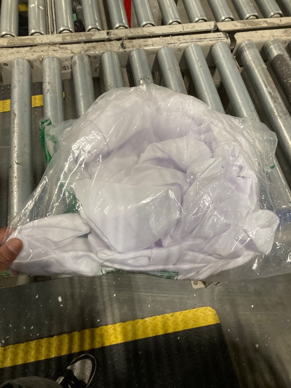 Photo 1 of **similar not exact**
MRJ 60 x 102 Inch White Rectangle Polyester Table Cloth Machine Washable Wrinkle Resistant Fabric for Banquet Indoor Outdoor Use