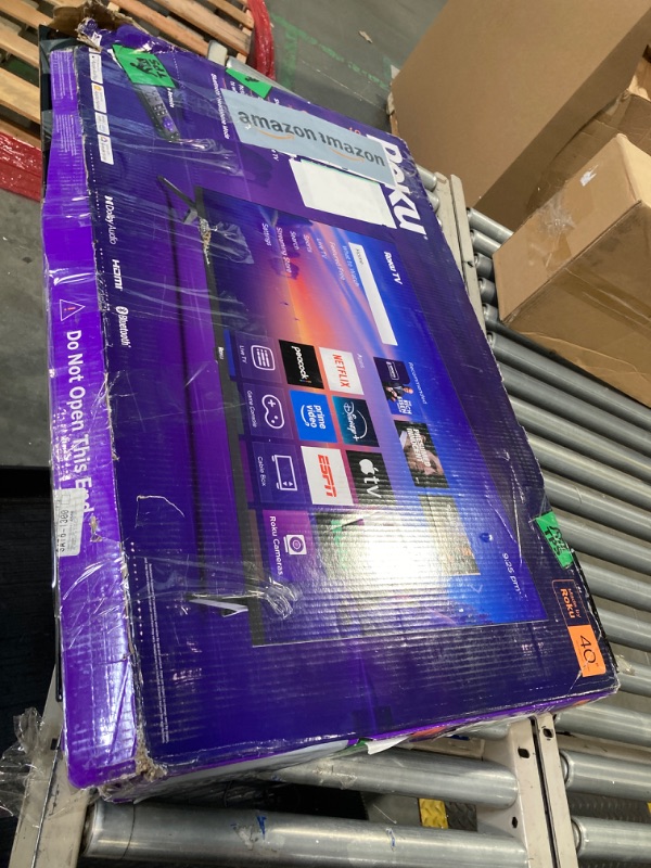 Photo 1 of **Broken screen ** **sale for parts**
Roku Smart TV 2025 – 40-Inch Select Series, 1080p Full HD TV – Roku TV with Voice Remote – Flat Screen LED Television with Wi-Fi for Streaming Live Local News, Sports, Family Entertainment