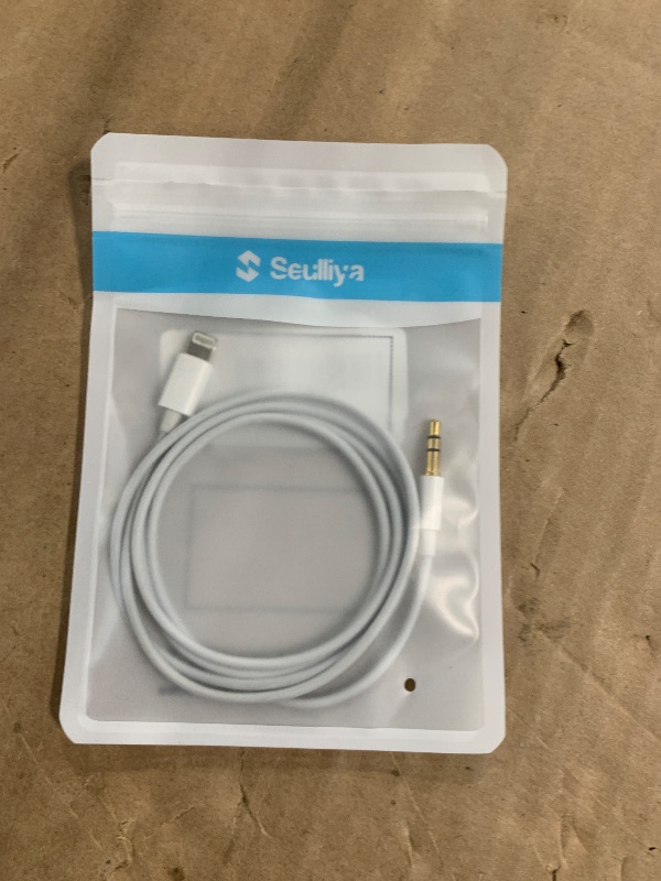Photo 1 of (Apple MFi Certified) iPhone AUX Cord,Lightning to 1/8 Inch Audio Cable,3.3ft, Headphone Jack Adapter Male Aux Stereo Audio Cable Compatible for iPhone 14/13/12/11/XR/X/8/7 (White)