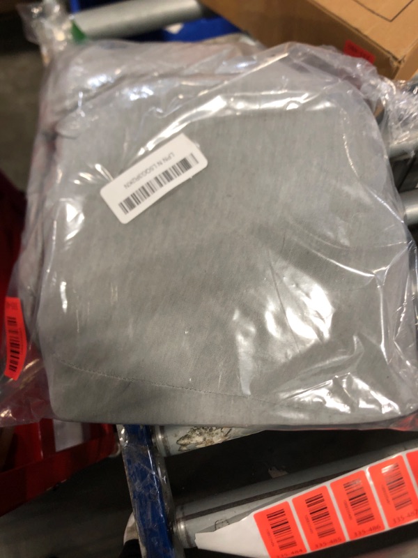 Photo 1 of ** LIGHT GRAY**
Mellanni Queen Sheets Set - 4 PC Iconic Collection Bedding - Hotel Luxury, Extra Soft, Cooling Bed Sheets - Wrinkle, Fade, Stain Resistant (Queen, Gray)