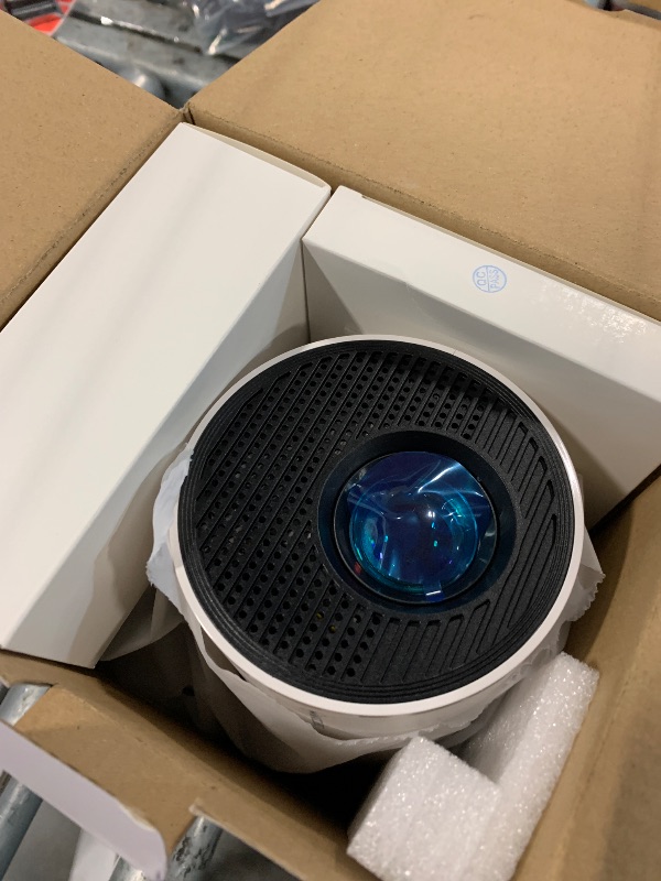 Photo 1 of ?Electric Focus?Magcubic Mini Projector 4K Support, Portable Projector with WiFi 6 and Bluetooth 5.4, Smart Proyector, 5W Soundbase Speaker, 180°Rotation for Home Theater