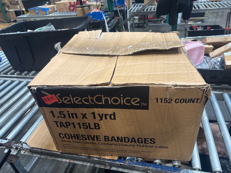 Photo 1 of ******* DOES NOT WORK HAS MISSING PIECES FINAL SALE *******Amazon Basics Upright Bagless Vacuum Cleaner for Carpet and Hard Floors, With Crevice and Upholstery Tools, Detachable Handle, Lightweight (8.4 lbs), 1.7L Dust Cup, 720W, 25ft Cord, Black/White