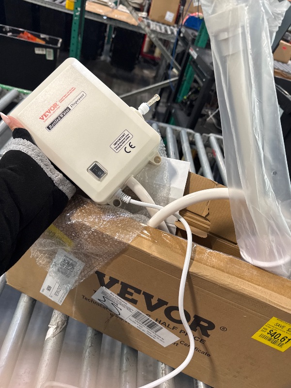 Photo 1 of  *********TURNS ON PERFECTLY******* Flojet FJP Bottled Water Pump System