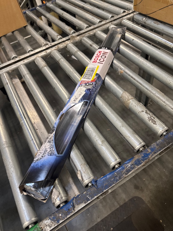 Photo 1 of *****FACTORY SEALED*****BOSCH 26A ICON Premium Beam Wiper Blade; 26" - Single