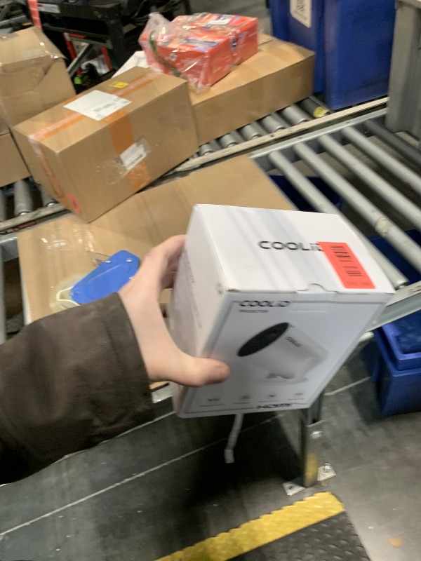 Photo 1 of [Built-in Apps & 2026 Upgraded] Mini Projector Support 4K 1080P Auto Keystone 180° Rotatable with WiFi 6 and Bluetooth 5.4, Projector Portable Compatibile with HDMI/TV Stick/Memory Stick/Laptop-White