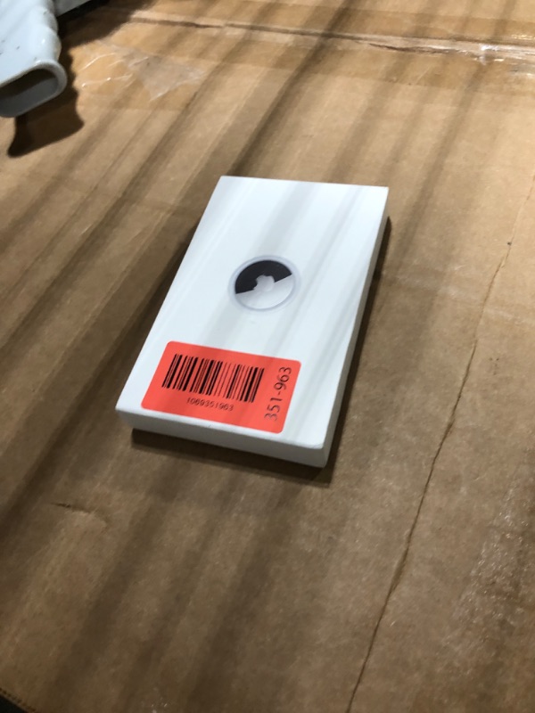 Photo 1 of *** only 2 in the pack ***** Apple AirTag (1st Generation) 4 Pack Keep Track of and find Your Keys, Wallet, Luggage, Backpack, and More. Simple one-tap Set up with iPhone or iPad, Bluetooth