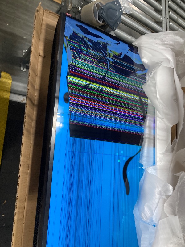 Photo 1 of *** BROKEN SOLD FOR PARTS ONLY ***Samsung 43-Inch Class Crystal UHD U8000F 4K Smart TV (2025 Model) Endless Free Content, Crystal Processor 4K, MetalStream Design, Knox Security, Alexa Built-in