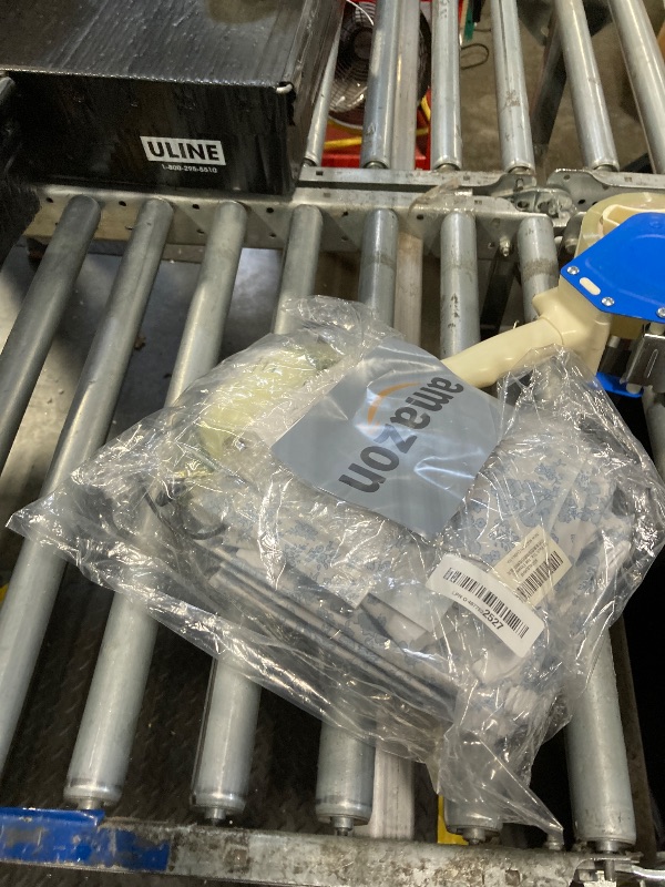 Photo 1 of 10 Pack Travel Vacuum Storage Bags with Electric Pump, 2 Large + 4 Medium + 4 Small Vacuum Sealer Bags, 80% Space Saver Bags for Luggage, Comforters and Blankets, Travel Essentials(Blue Flowers)