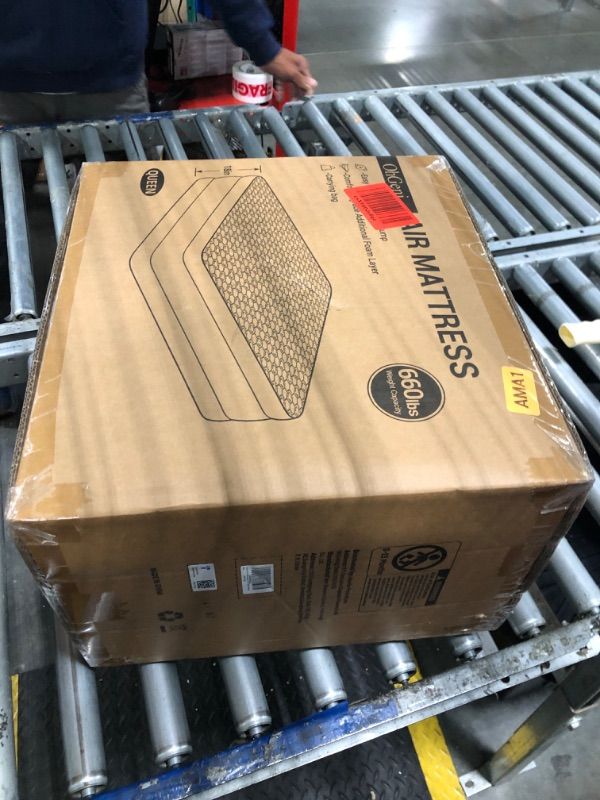 Photo 1 of **FACTORY SEALED** 18" Luxury Air Mattress Queen with Built-in Pump, Silk Foam Topper Inflatable Bed for Superior Comfort, Premium Blow-Up Mattress for Home & Guest, Easy Setup, Extra Support, Black