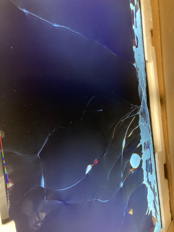 Photo 1 of *****SOLD AS PARTS - BROKEN SCREEN***Roku Smart TV 2025 – 40-Inch Select Series, 1080p Full HD TV – Roku TV with Voice Remote – Flat Screen LED Television with Wi-Fi for Streaming Live Local News, Sports, Family Entertainment