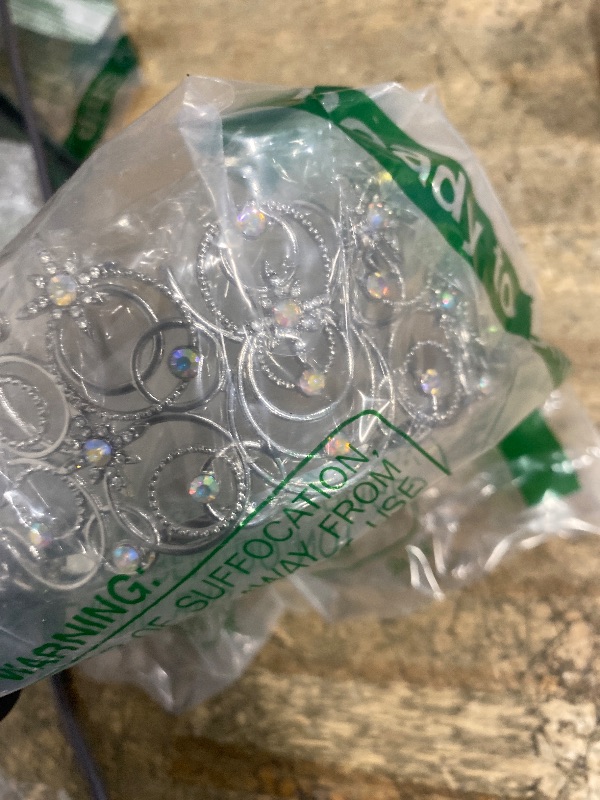 Photo 1 of (Daily) Princess Tiara Silver Crown Headband for Birthdays Movie-Themed Cosplay Halloween Gatherings Witch Head Hoop Hair Accessories