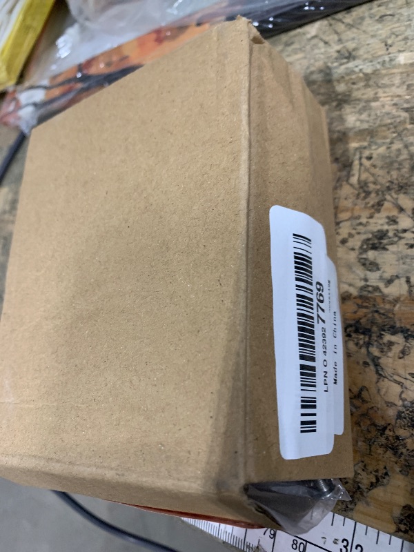 Photo 1 of ******MOUNTING BRACKET ONLY***** Koroao Pole Mount for for AOSU D1 SE/Lite/Max,eufy Solocam S340/E30,Reolink Argus PT 3MP/4MP/5MP/2K,ANSQUE(GU01/SA01),SEHMUA 2K Solar,TP-Link Tapo Outdoor Pan/Tilt Wi-Fi,Cinnado B6 Security Cameras