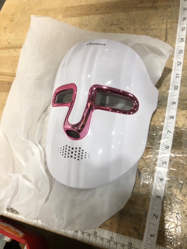 Photo 1 of ***POSSIBLY FOR PARTS UNTESTED*** Face Mask Pink 1es
