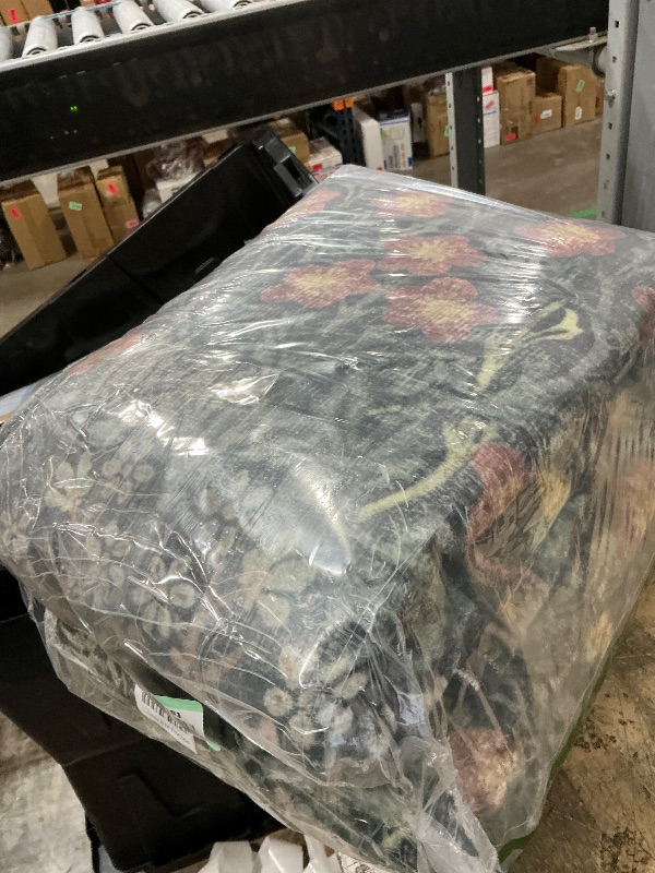 Photo 1 of *UNKNOWN SIZE** GREEN WITH FLOWER PATTERN RUG 