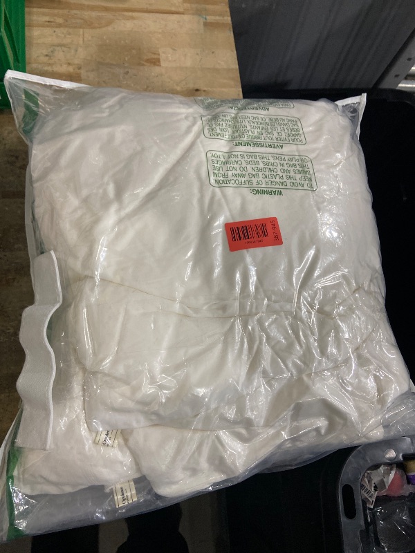 Photo 1 of ***MATERIAL DIFFERS NOT SILK*** Simple&Opulence 100% Long-Strand Silk Comforter Twin-68”x86”, 100% Cotton Shell?Tussah Silk Weight 1.54 LBS Breathable Jacquard Duvet Insert Quilt for Spring/Summer/Fall Premium Bedding, Creme