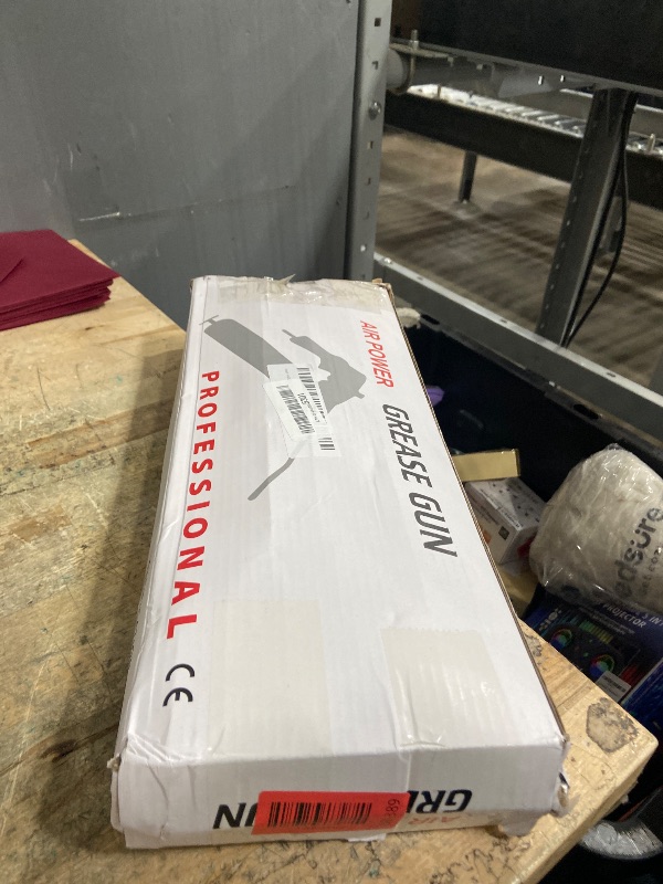 Photo 1 of (used)(minor damage) PAIGOIN Pneumatic Grease Gun Kit 6000 PSI Heavy Duty 14 OZ Pistol Grip Grease Guns with 19" & 28"