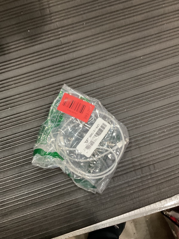 Photo 1 of (Apple MFi Certified) iPhone AUX Cord,Lightning to 1/8 Inch Audio Cable,3.3ft, Headphone Jack Adapter Male Aux Stereo Audio Cable Compatible for iPhone 14/13/12/11/XR/X/8/7 (White)