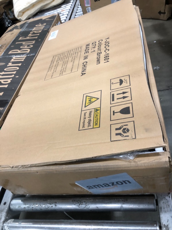 Photo 1 of ** Only chairs are included no table *** Round Dining Table Set for 4, Kitchen Table and Chairs for 4, Circle Table Round Pedestal Dining Room Dinner Dinette Table Set,5 Piece Space Saving Wood Kitchen & Dining Room Tables Set Furniture