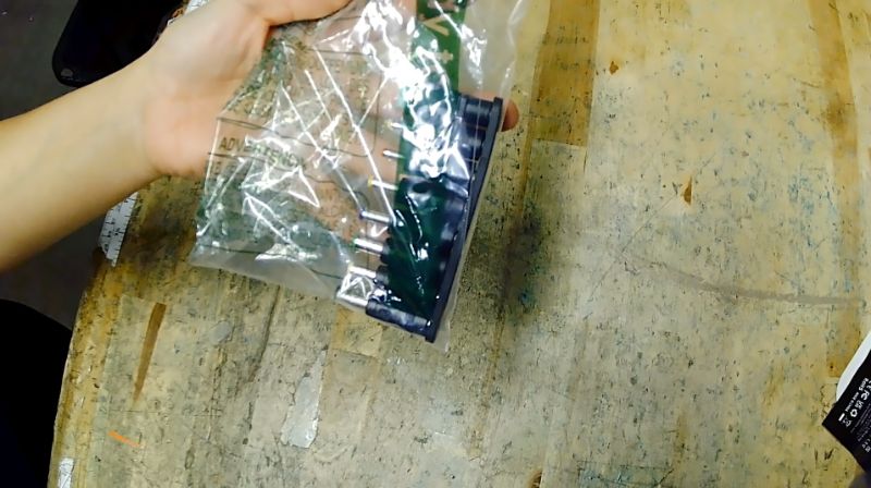 Photo 1 of 12V Power Supply, 12V 2A 24W Universal AC to DC Power Supply Adapter with 5.5mm x 2.1mm Tip and 9 Interchangeable Jacks Plug for LED Strip Lights, CCTV Cameras, Routers, Speakers and More, 1 Pack